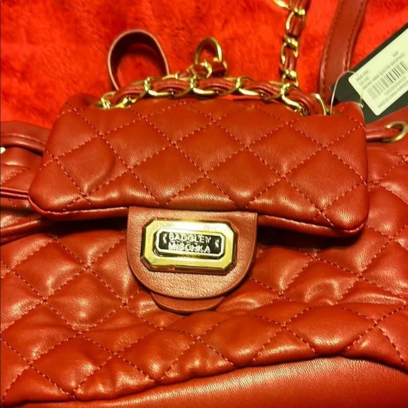 Quilted Leather Shoulder Bag - Red backpack - Picture 2 of 5